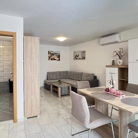 Izola City Center Apartment Eksteriør bilde