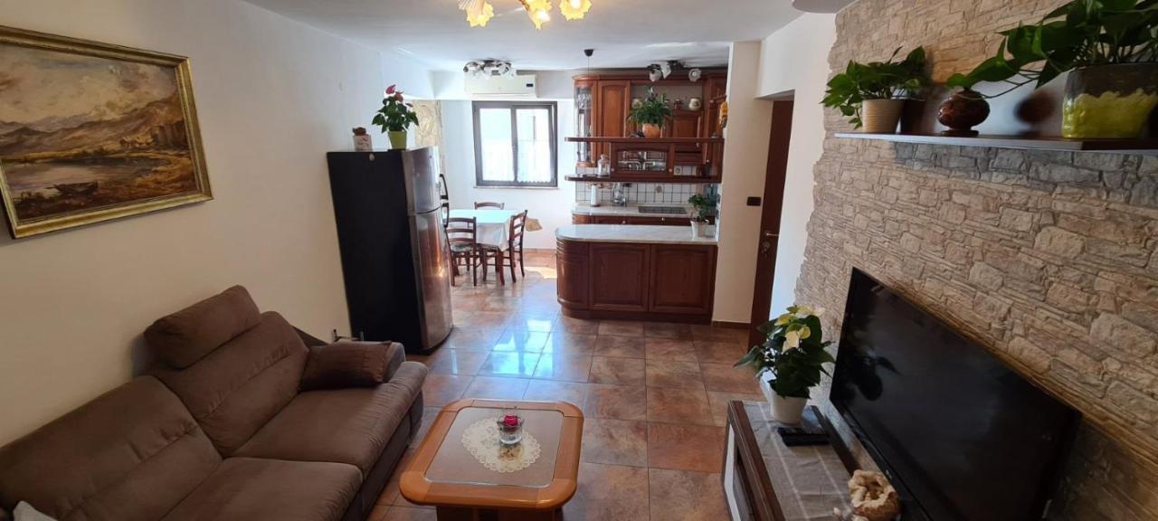 Izola City Center Apartment Eksteriør bilde