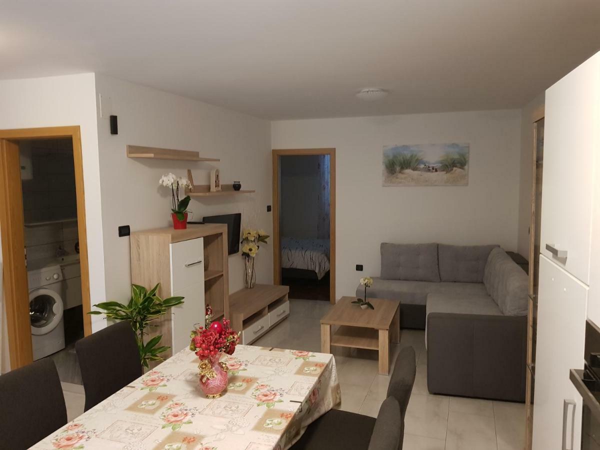 Izola City Center Apartment Eksteriør bilde