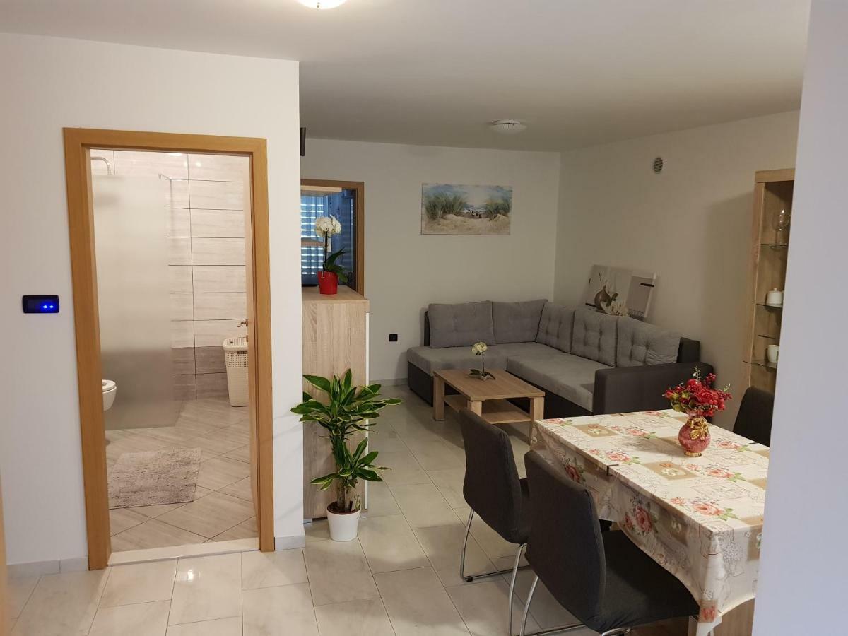 Izola City Center Apartment Eksteriør bilde
